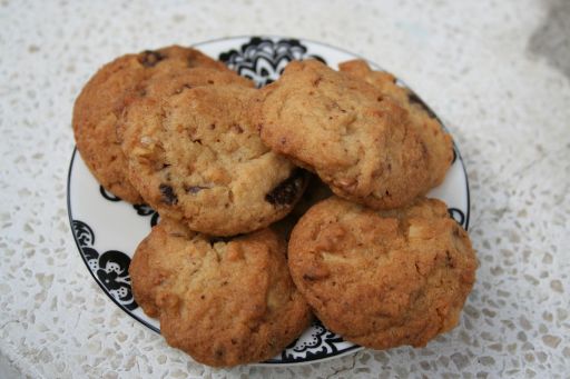 Chocolate Nut Cookies