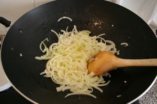 Balti Butter Chicken onions